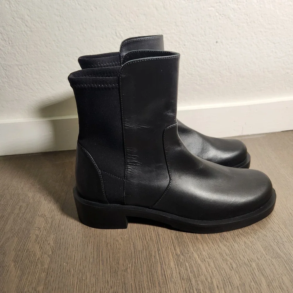 New $284 6 STUART WEITZMAN Boot Bootie Black Chelsea Leather Bold Round Toe B